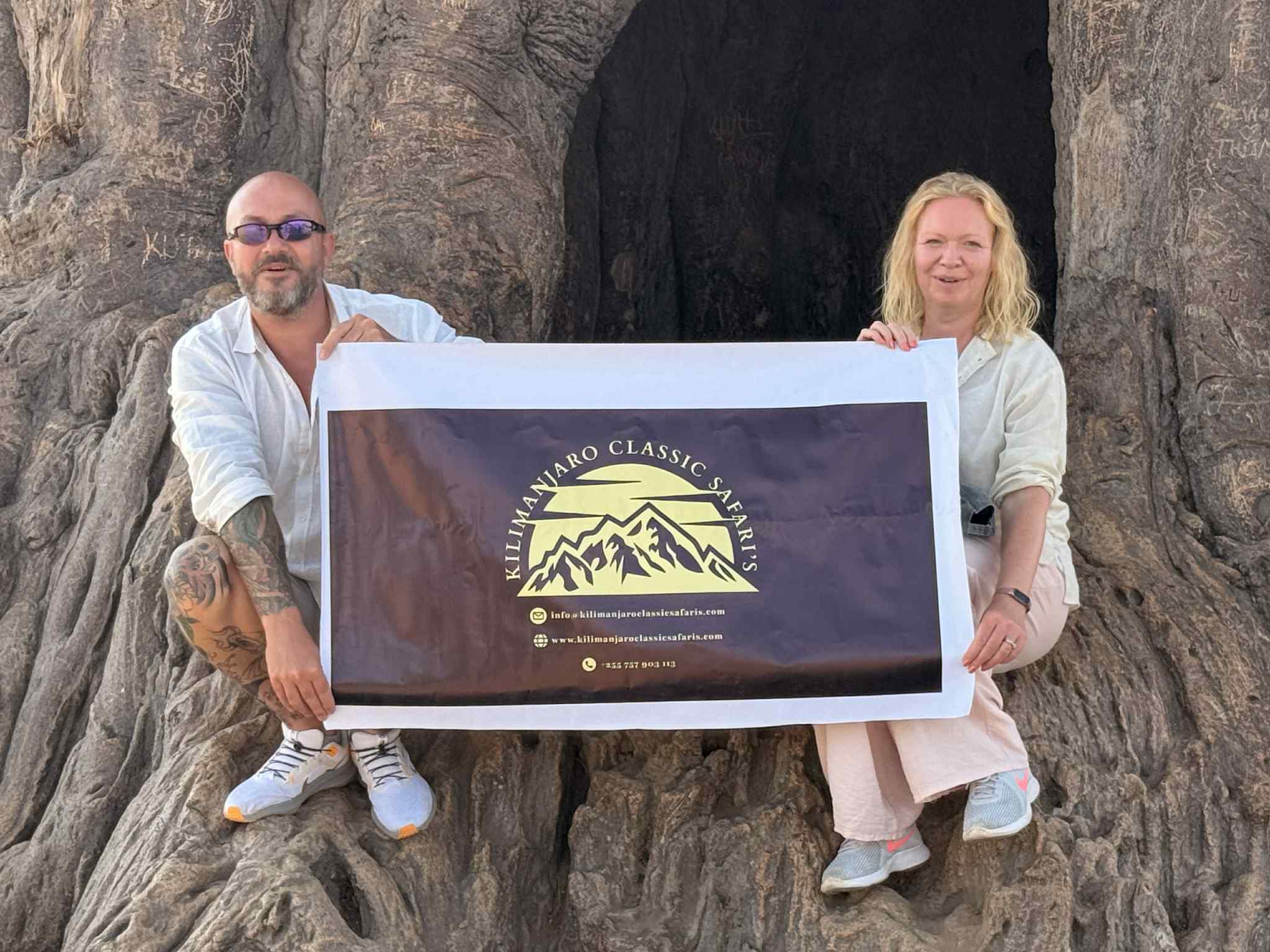 3 Days Safari Serengeti & Ngorongoro Crater Midrange lodge